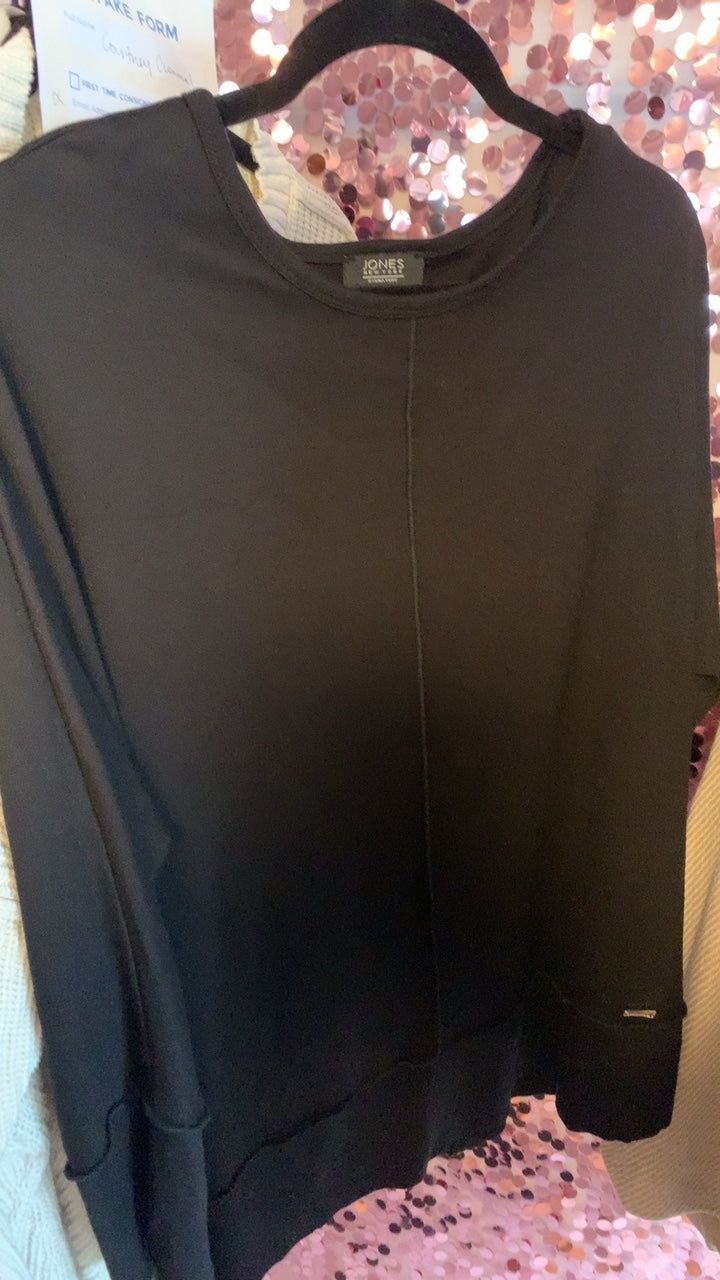 Jones New York Black Shirt / Size: