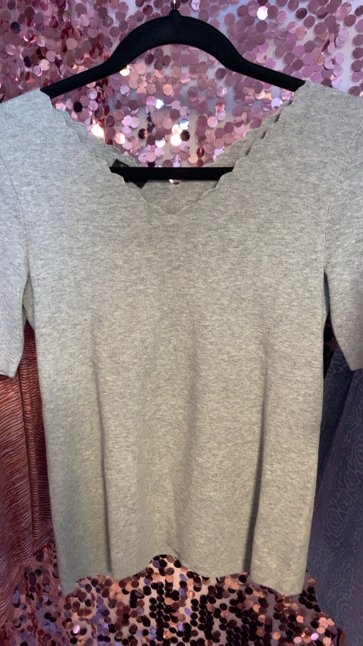 Talbots Scolloped Shirt / Size: S