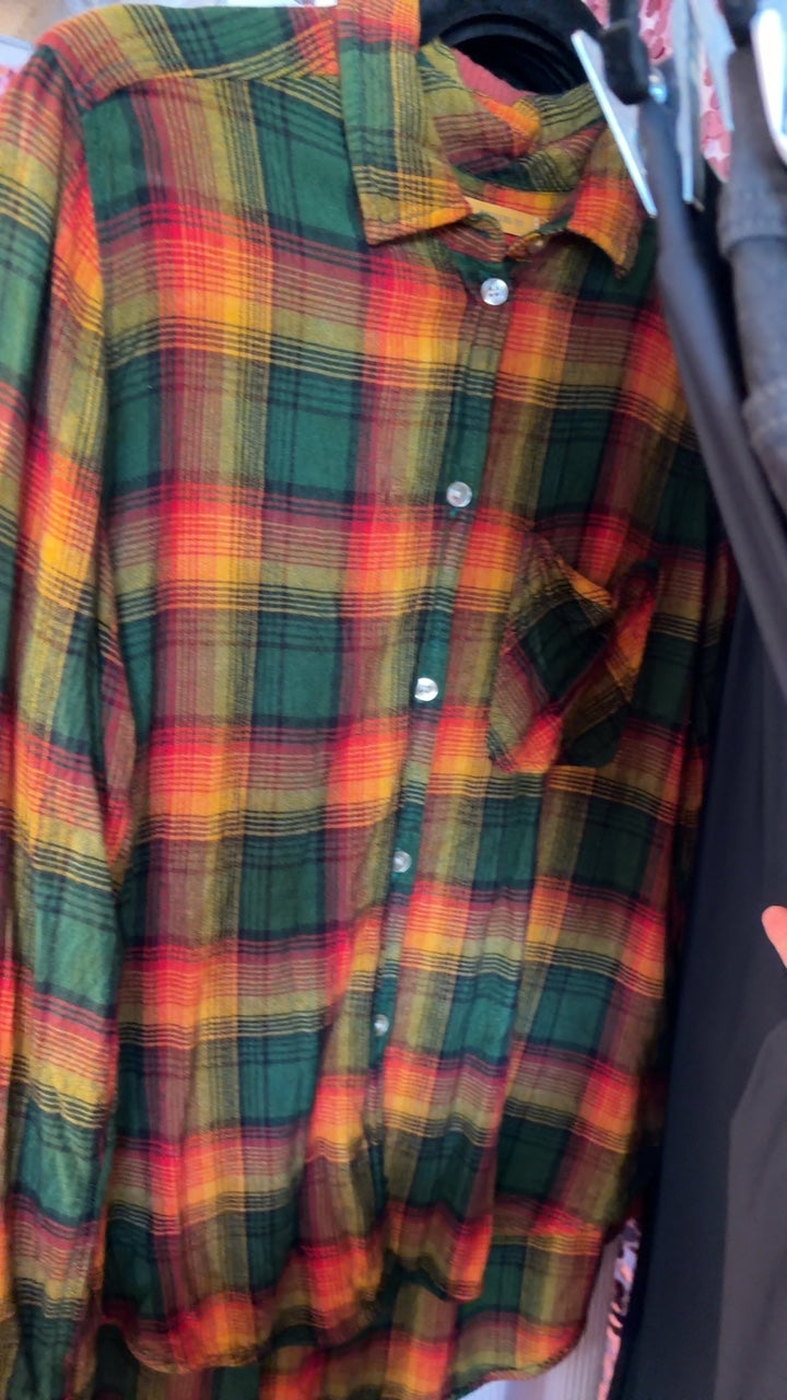 American Eagle Flannel Shirt / Size: L