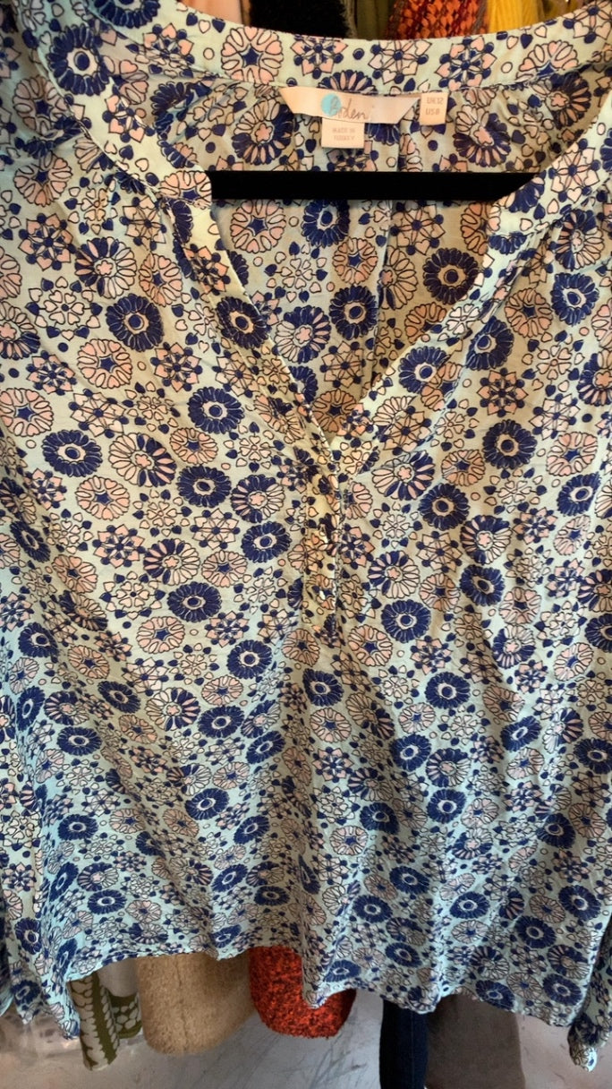 Boden Floral Shirt / Size: M