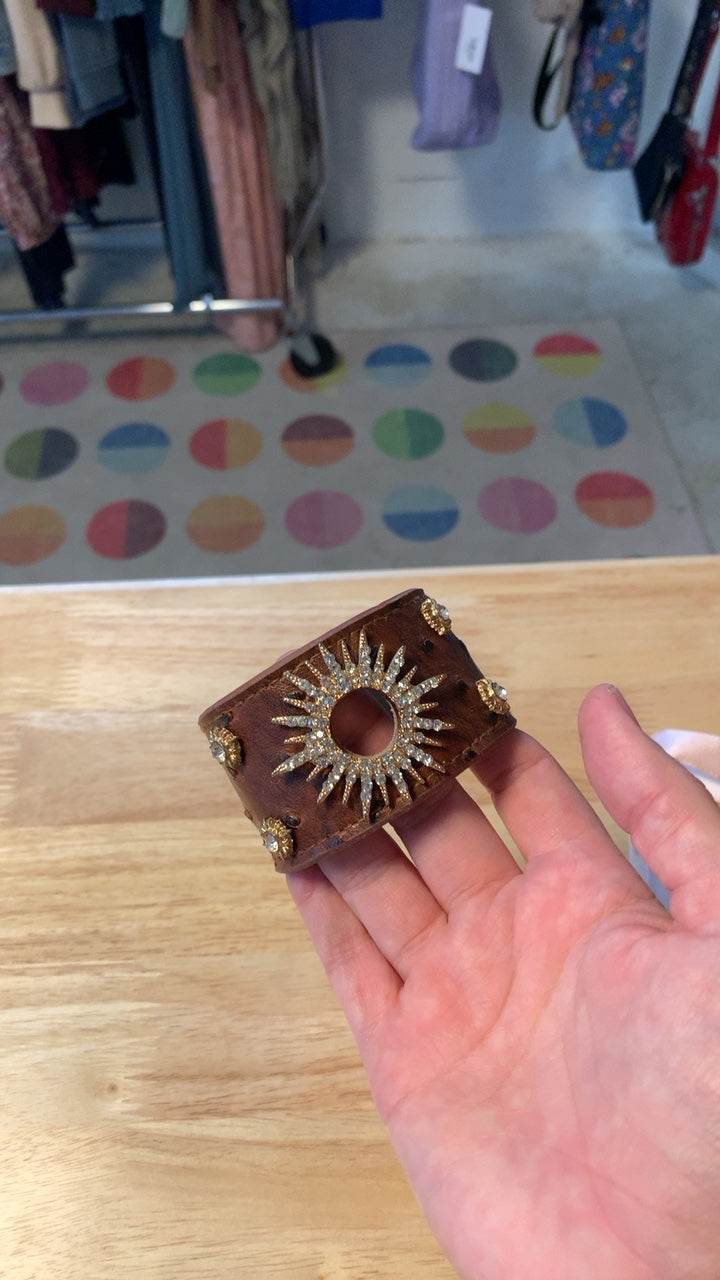Bursr Cuff 