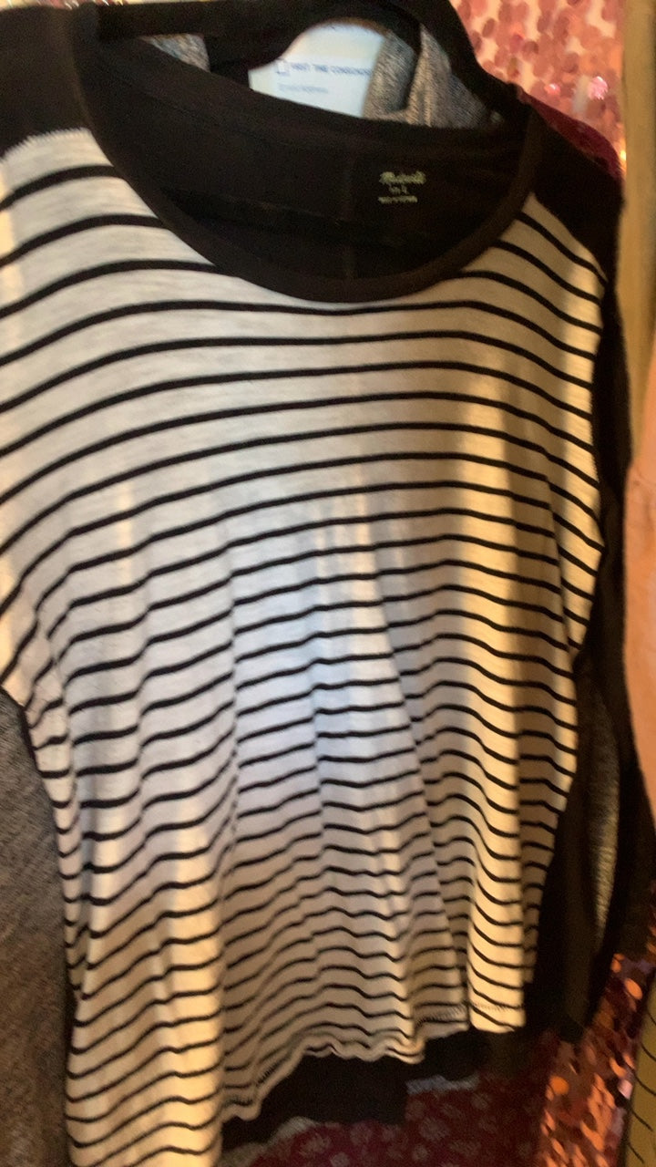 Madewell Stripped Shirt / Size: L