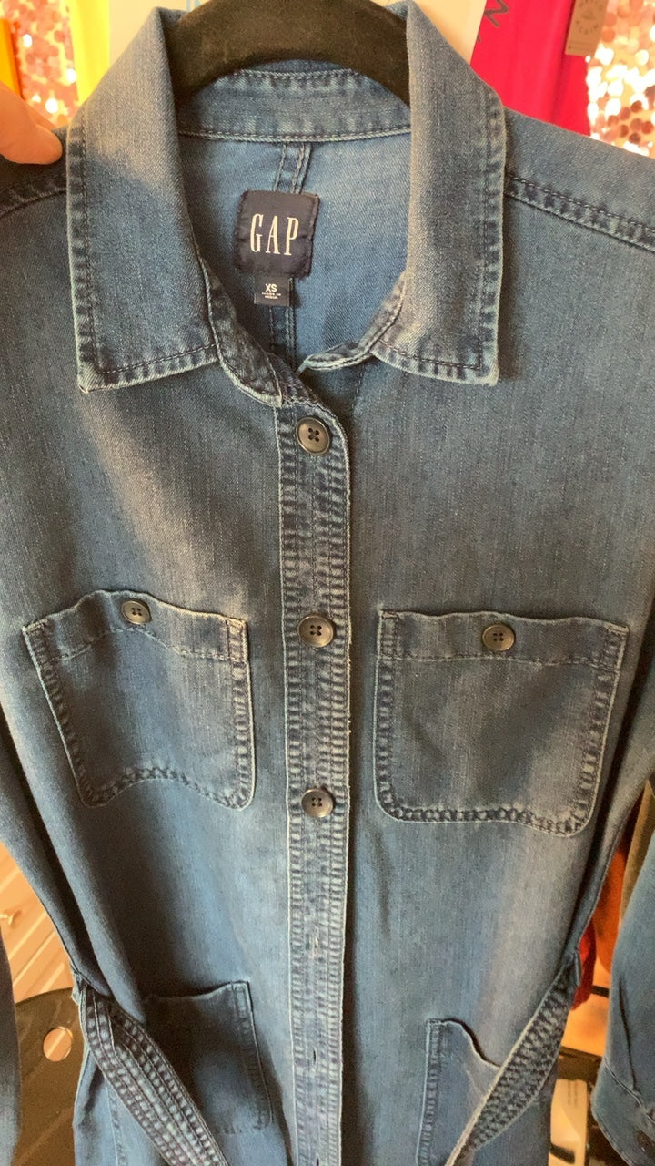 GAP Denim Dress / Size: XS