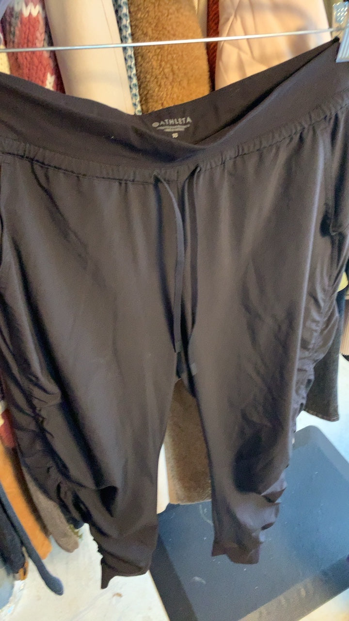 Athleta Athletic Black Pants / Size: 10/M
