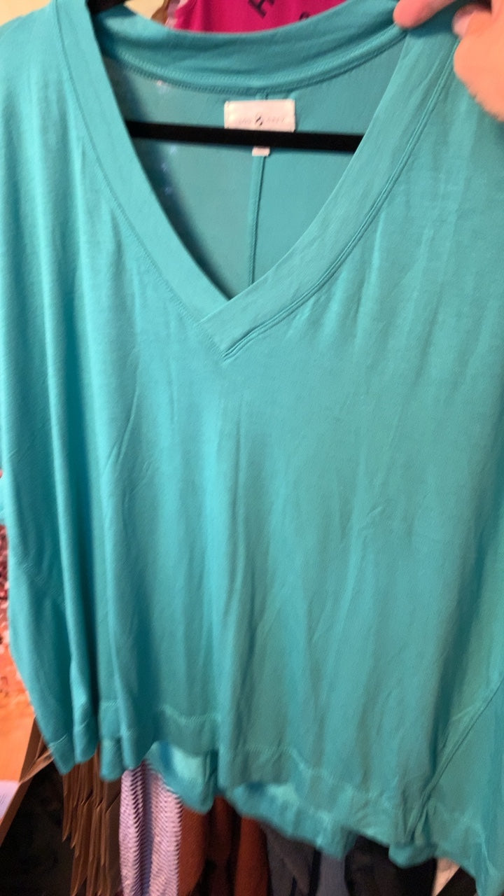 Lou & Grey V Neck Shirt / Size: M