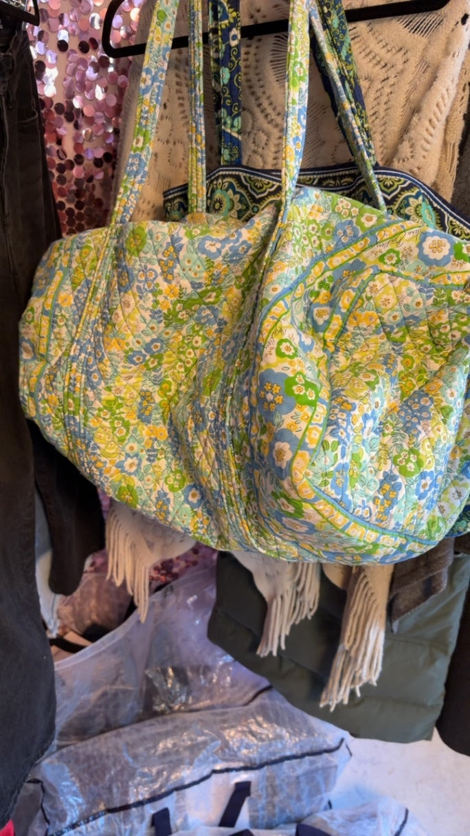 Vera Bradley VINTAGE Duffle / Size:
