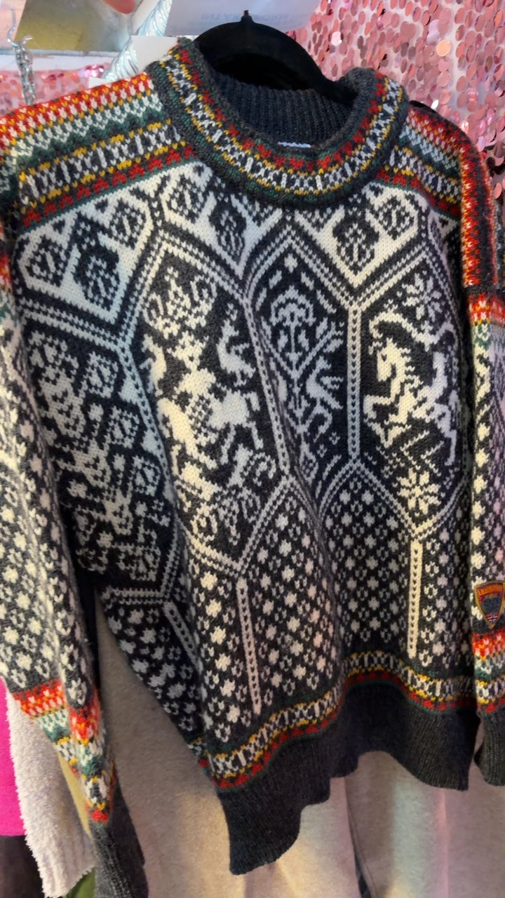 Dale of Norway Sweater / Size: Fits like M