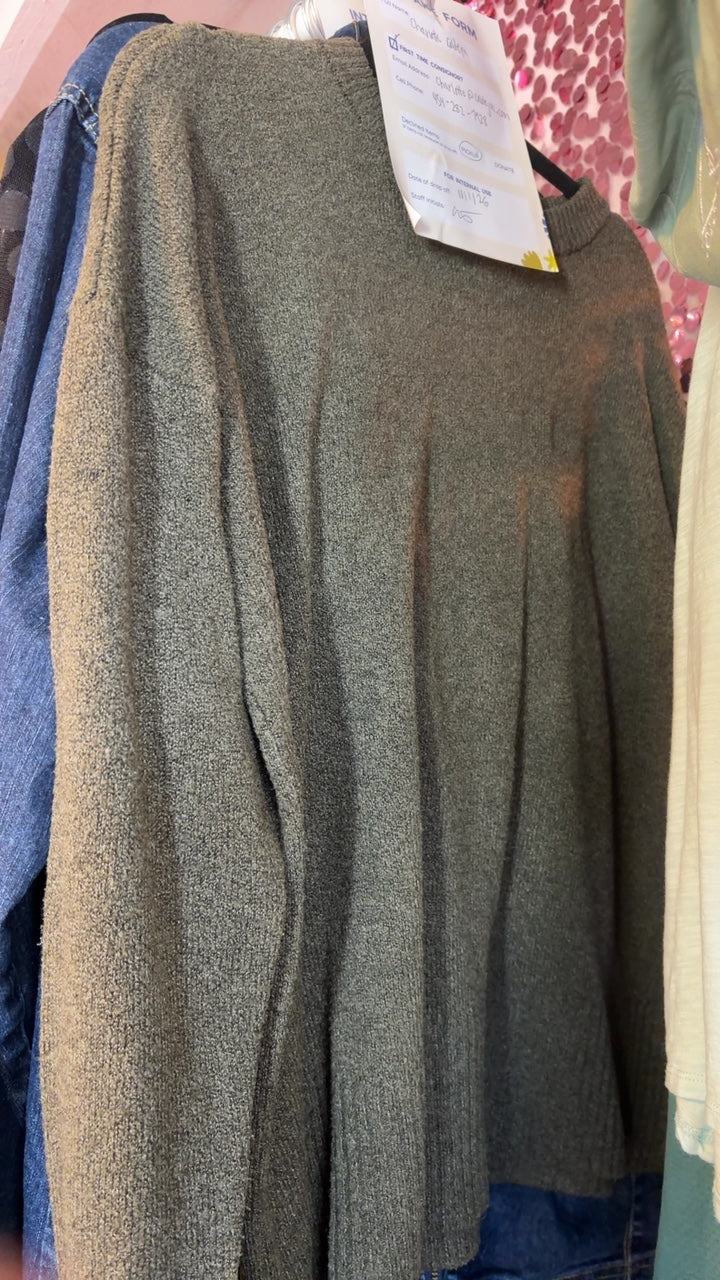Melrose Market Oversized Sweater / Size: M