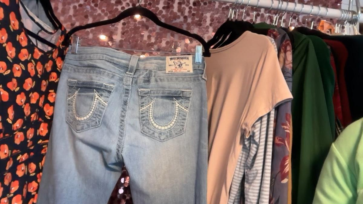 True Religion Bootcut Midrise Jeans / Size: