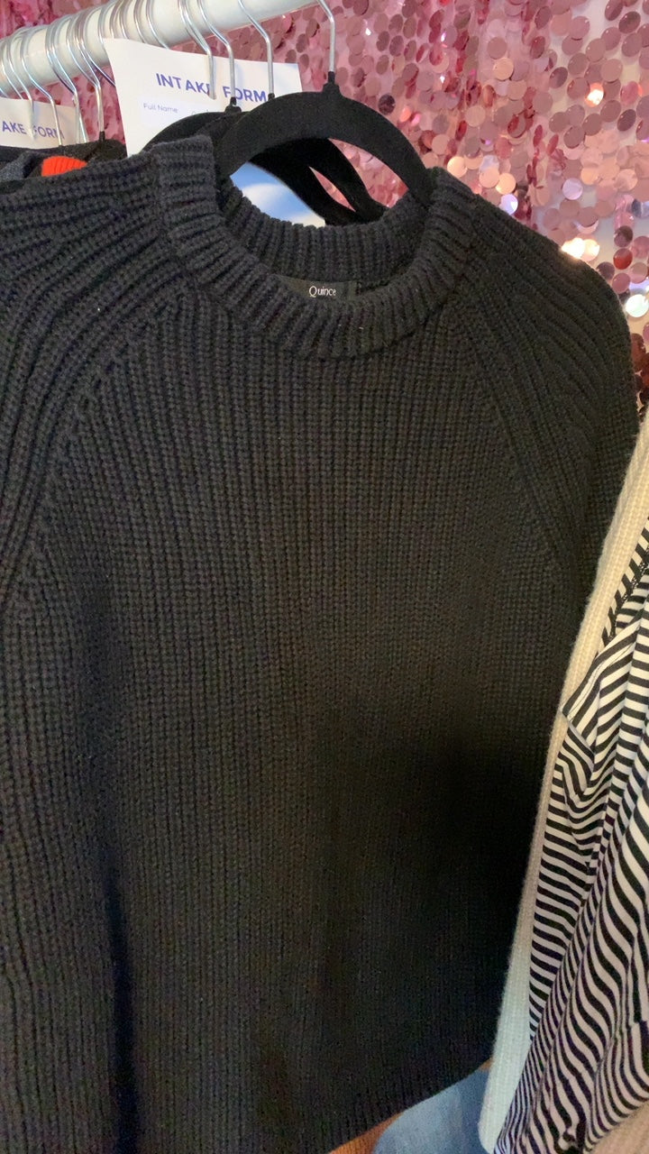 Quince Organic Cotton Black Sweater / Size: XS