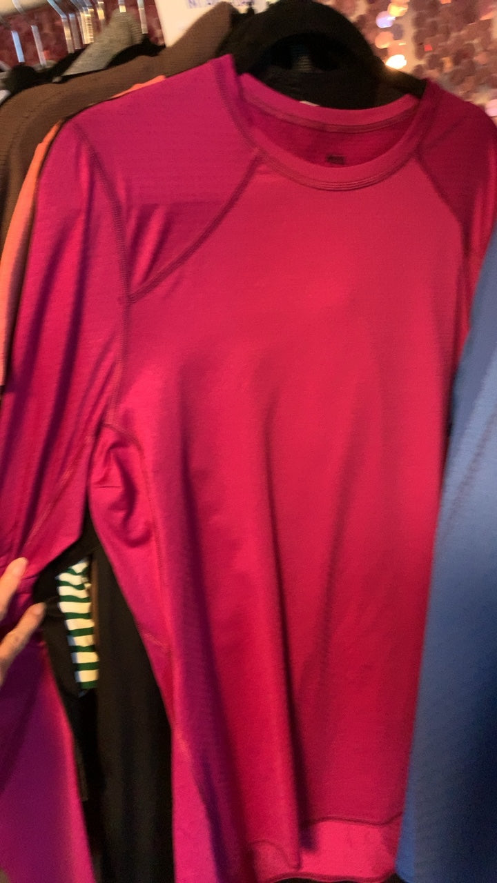 Rei Lightweight Long Sleeve Base Layer in Plum / Size: XL 