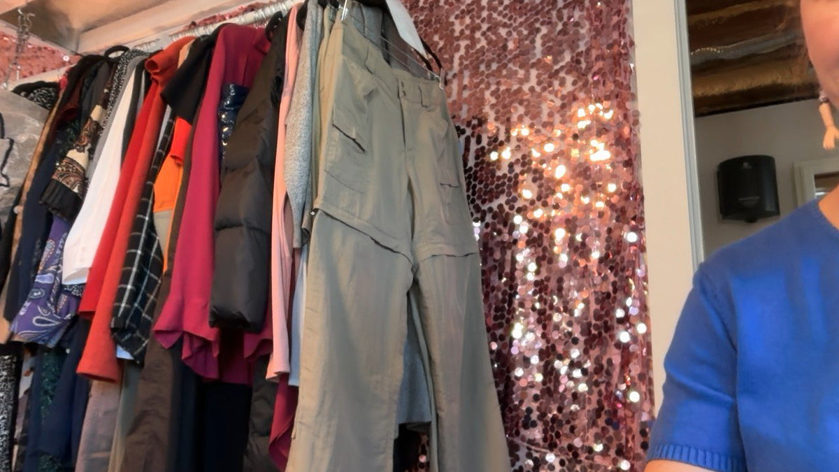 North Face Hiking Pants / Size: 10/M
